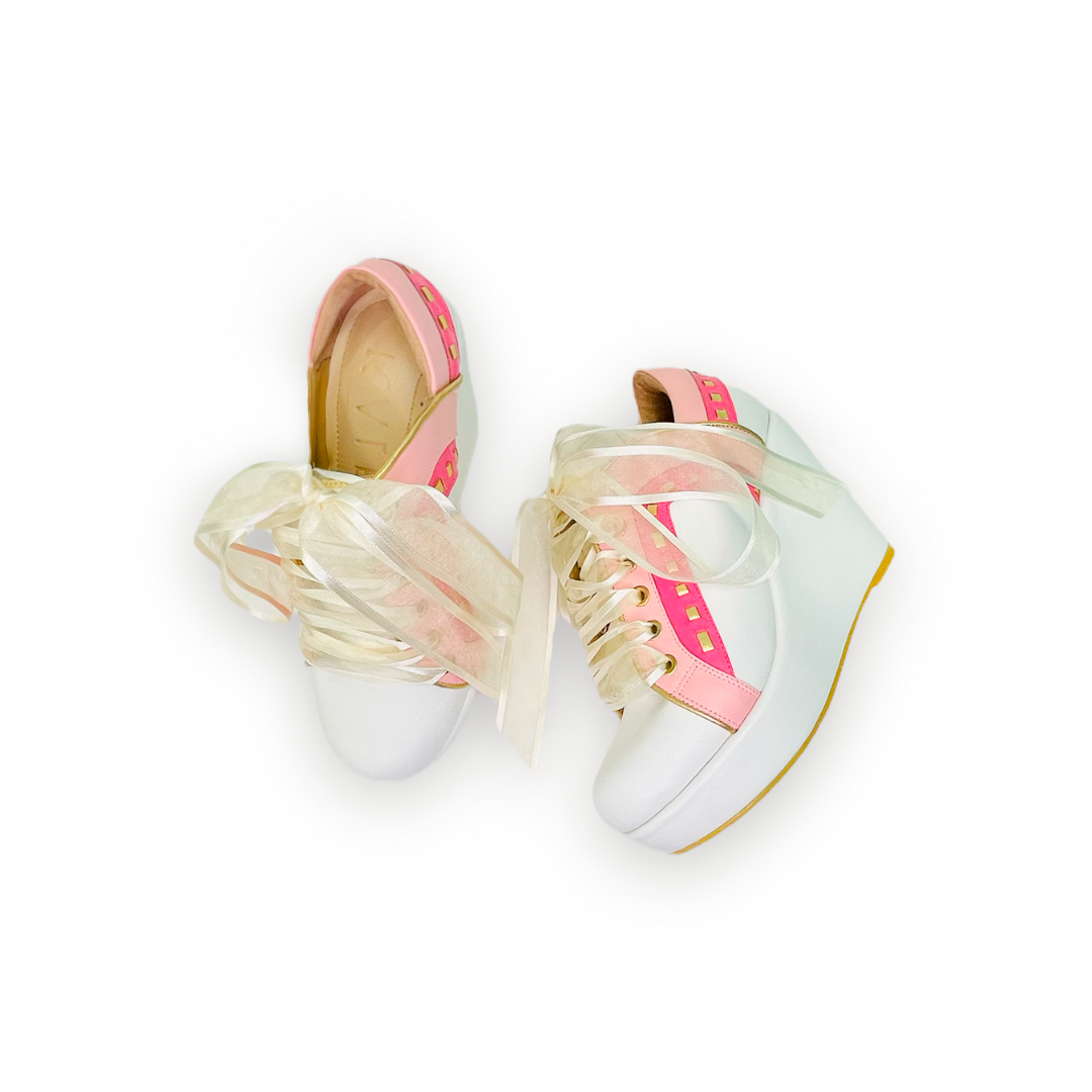 NOVIA Sneaker